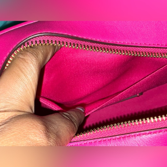 COACH Cammie Quilted Leather - Hot Pink Fuchsia NWOT Pristine gift ready - Picture 13 of 16